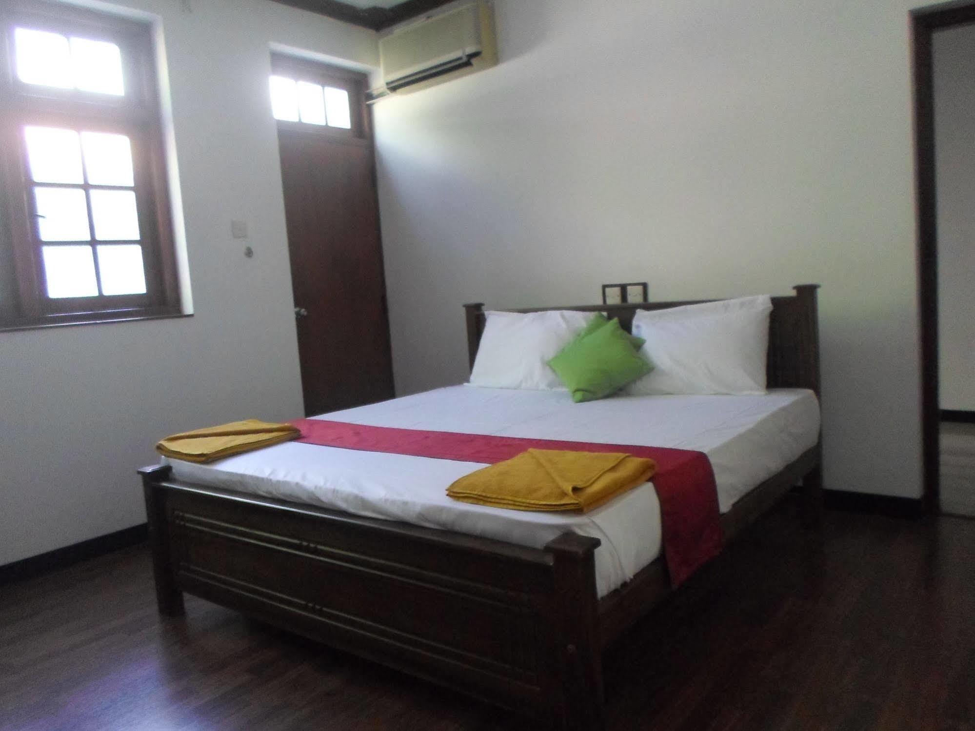 Kandy Green View Bungalow Luaran gambar