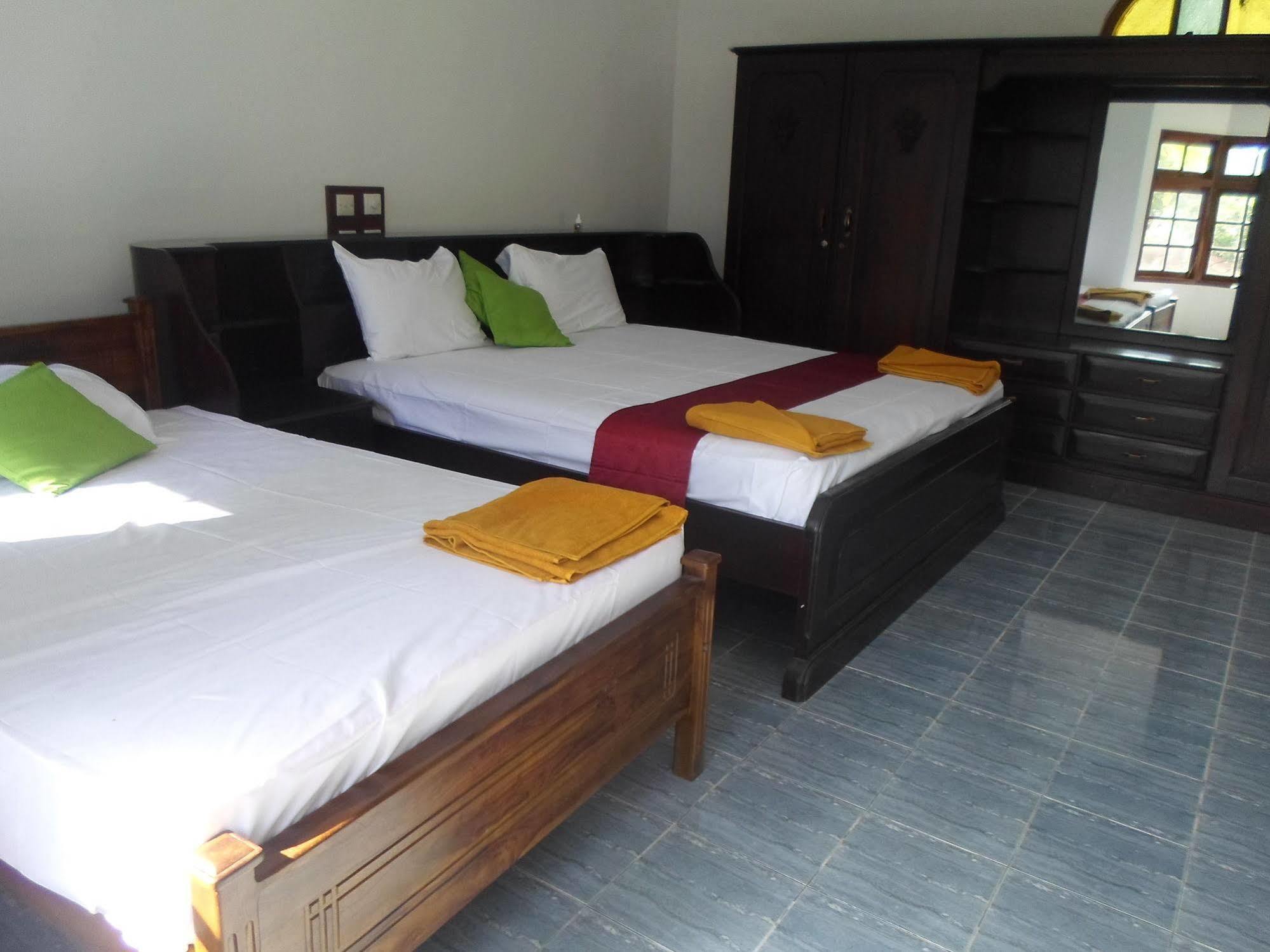 Kandy Green View Bungalow Luaran gambar