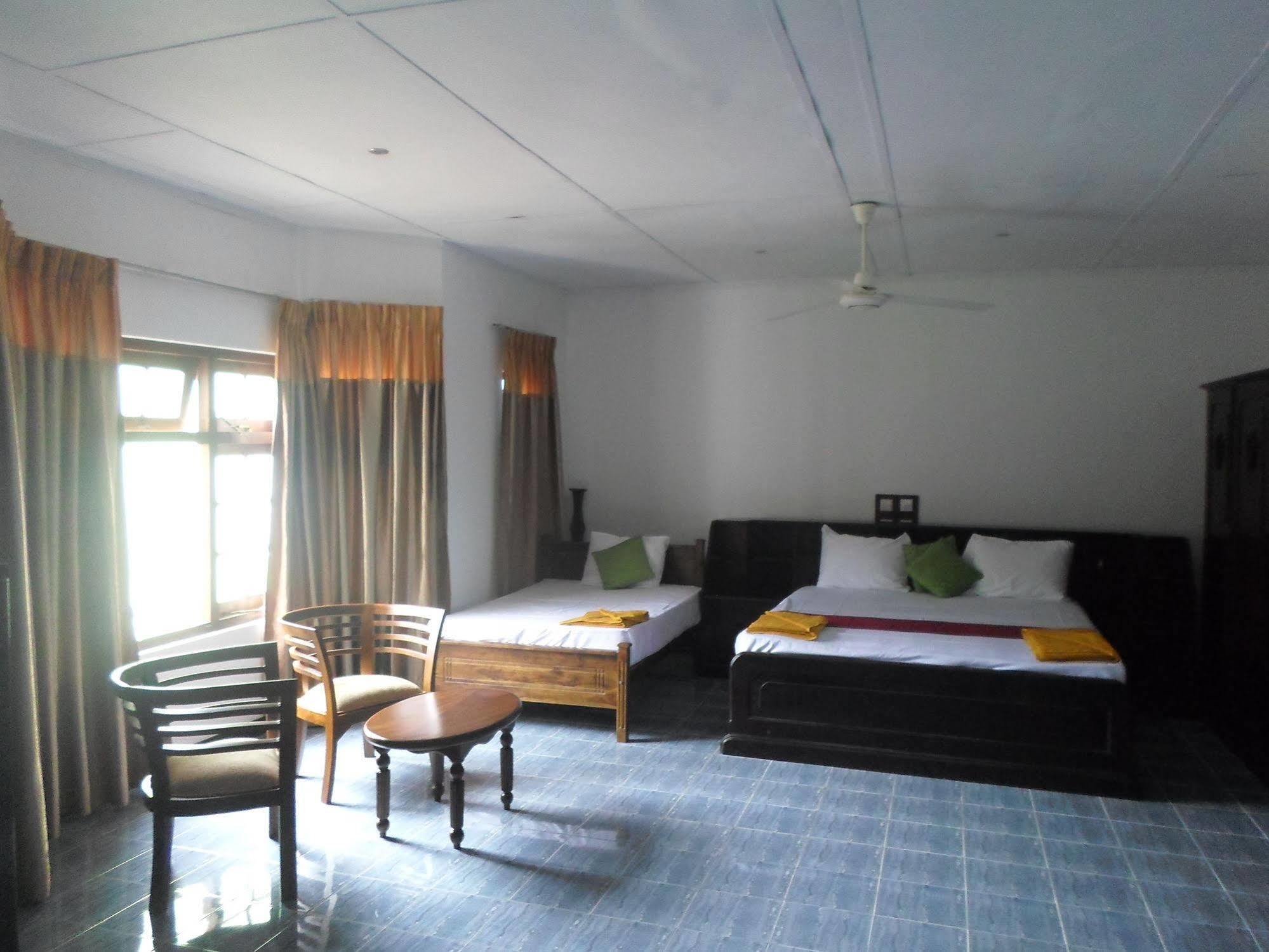 Kandy Green View Bungalow Luaran gambar