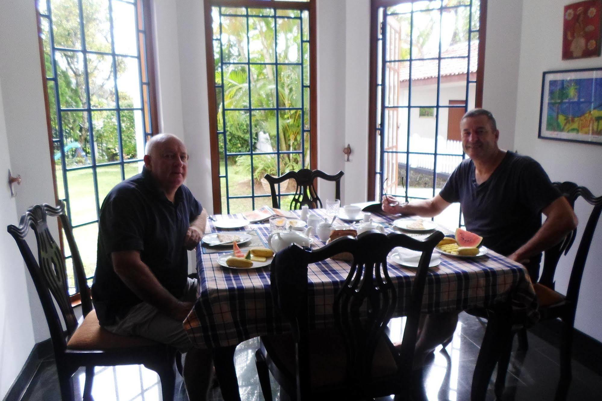 Kandy Green View Bungalow Luaran gambar