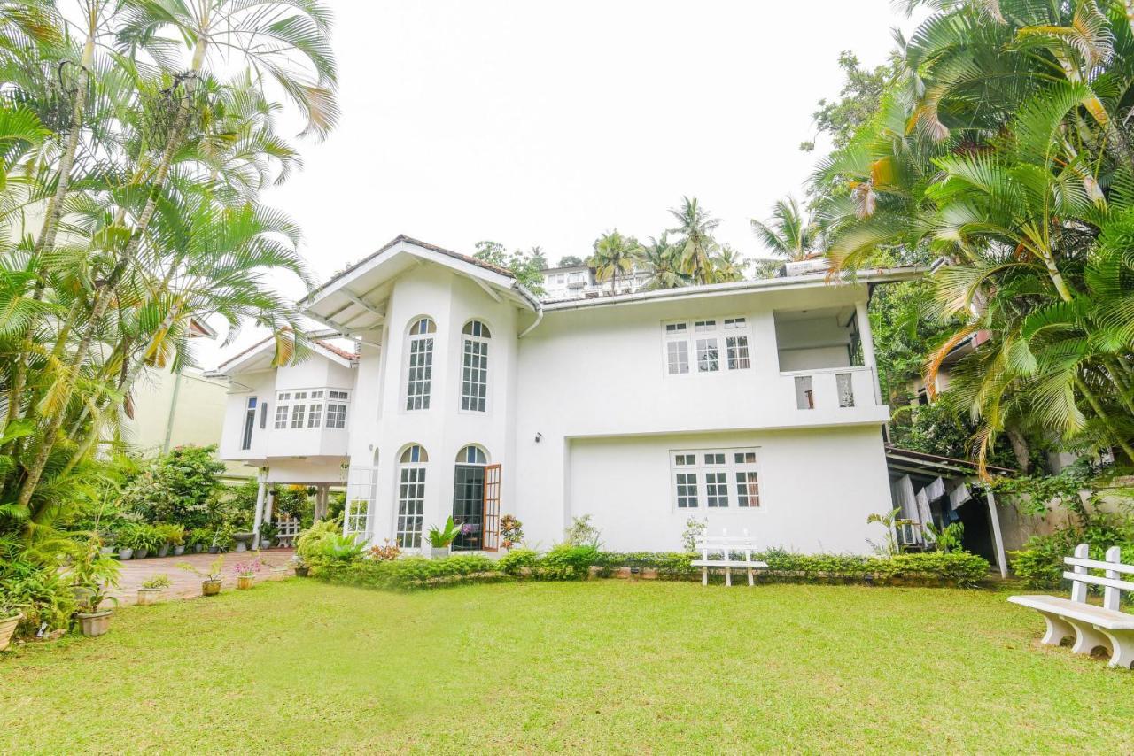 Kandy Green View Bungalow Luaran gambar